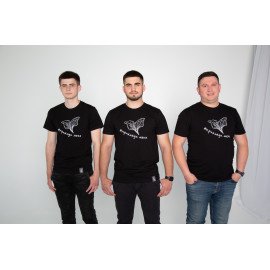 Футболка чорна чоловіча "Приклади мене", S-XXL